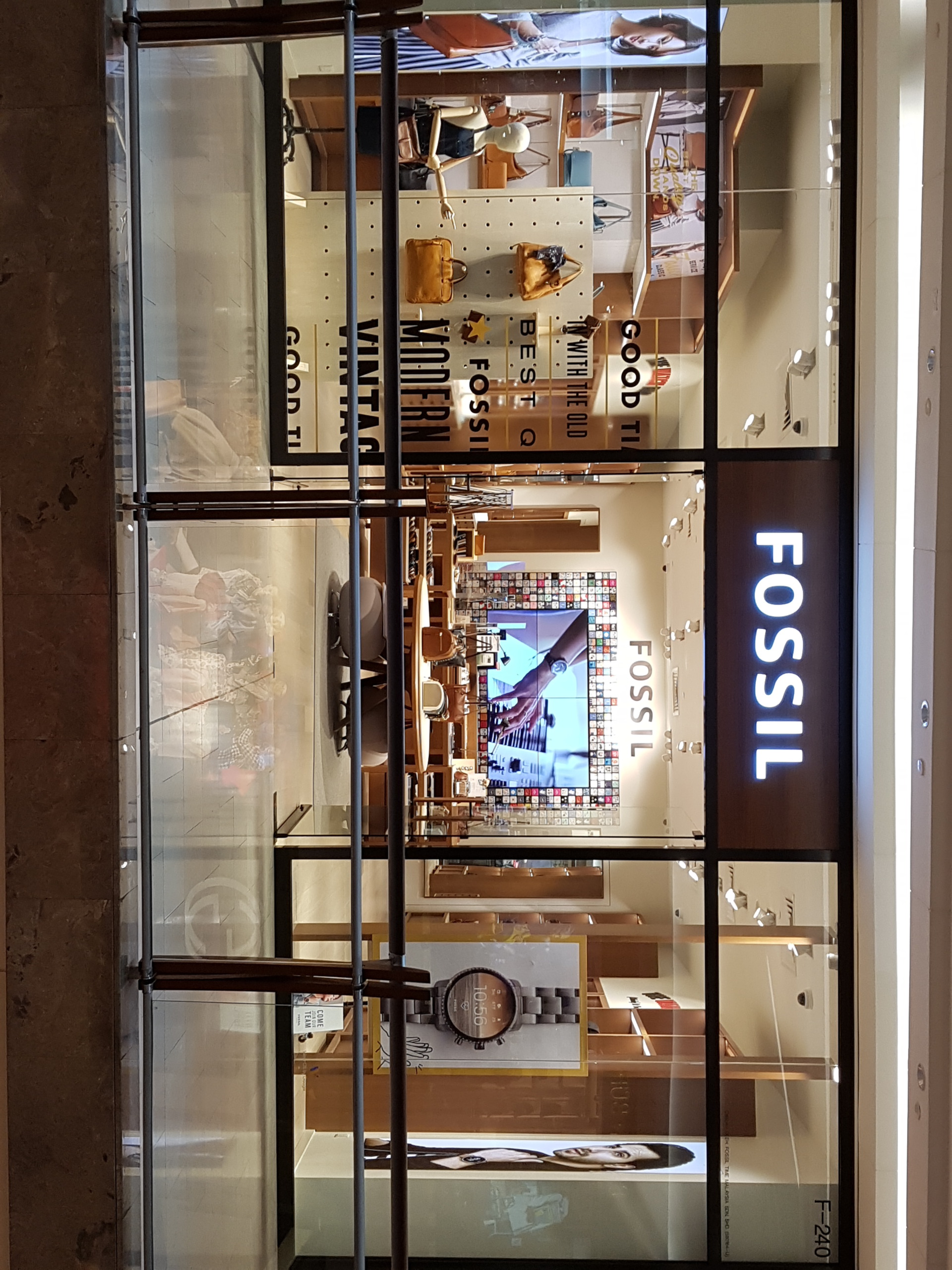 Fossil store 2024 viviana mall